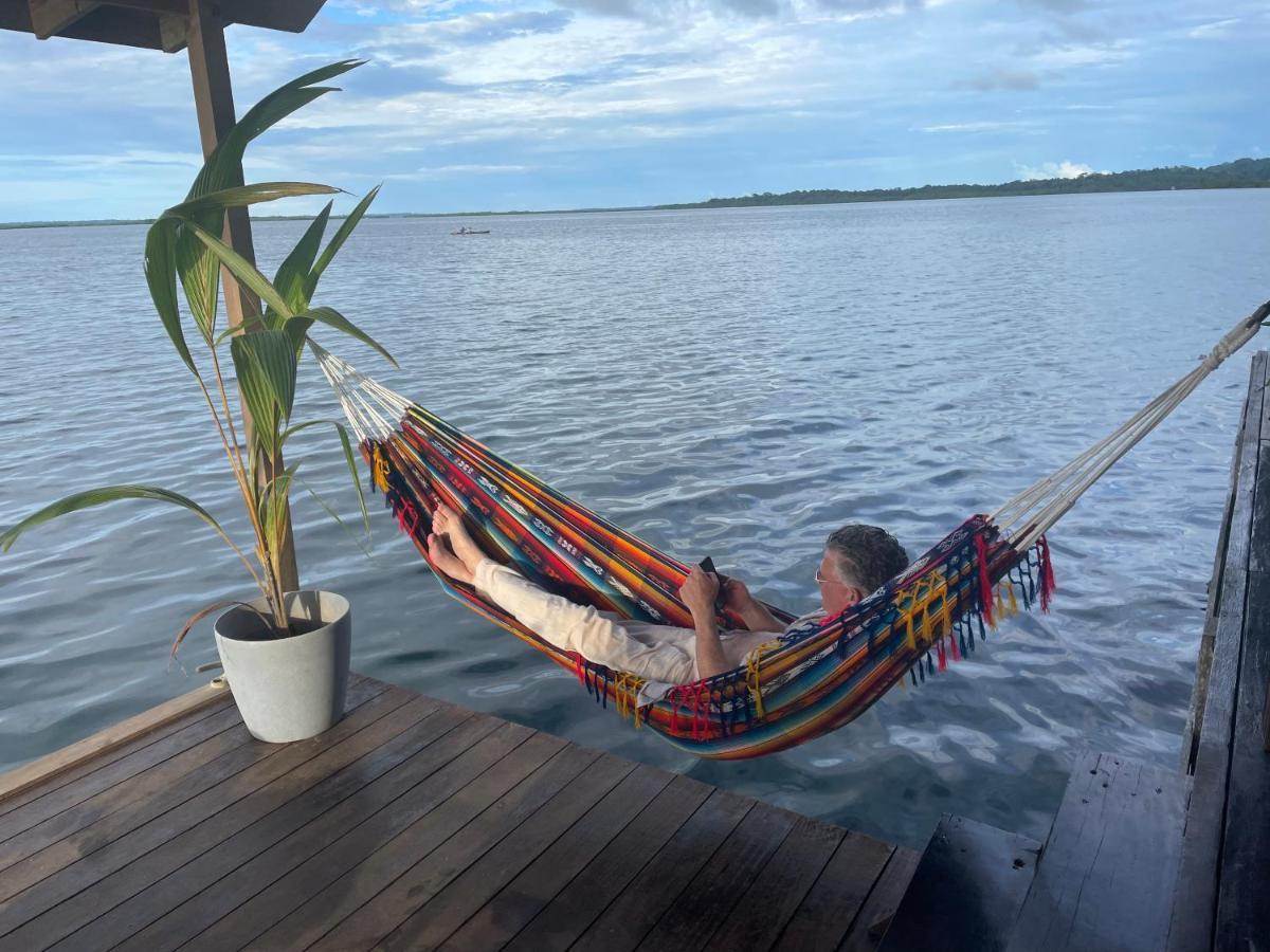 Dolphin Blue Paradise Bocas del Toro Exterior photo