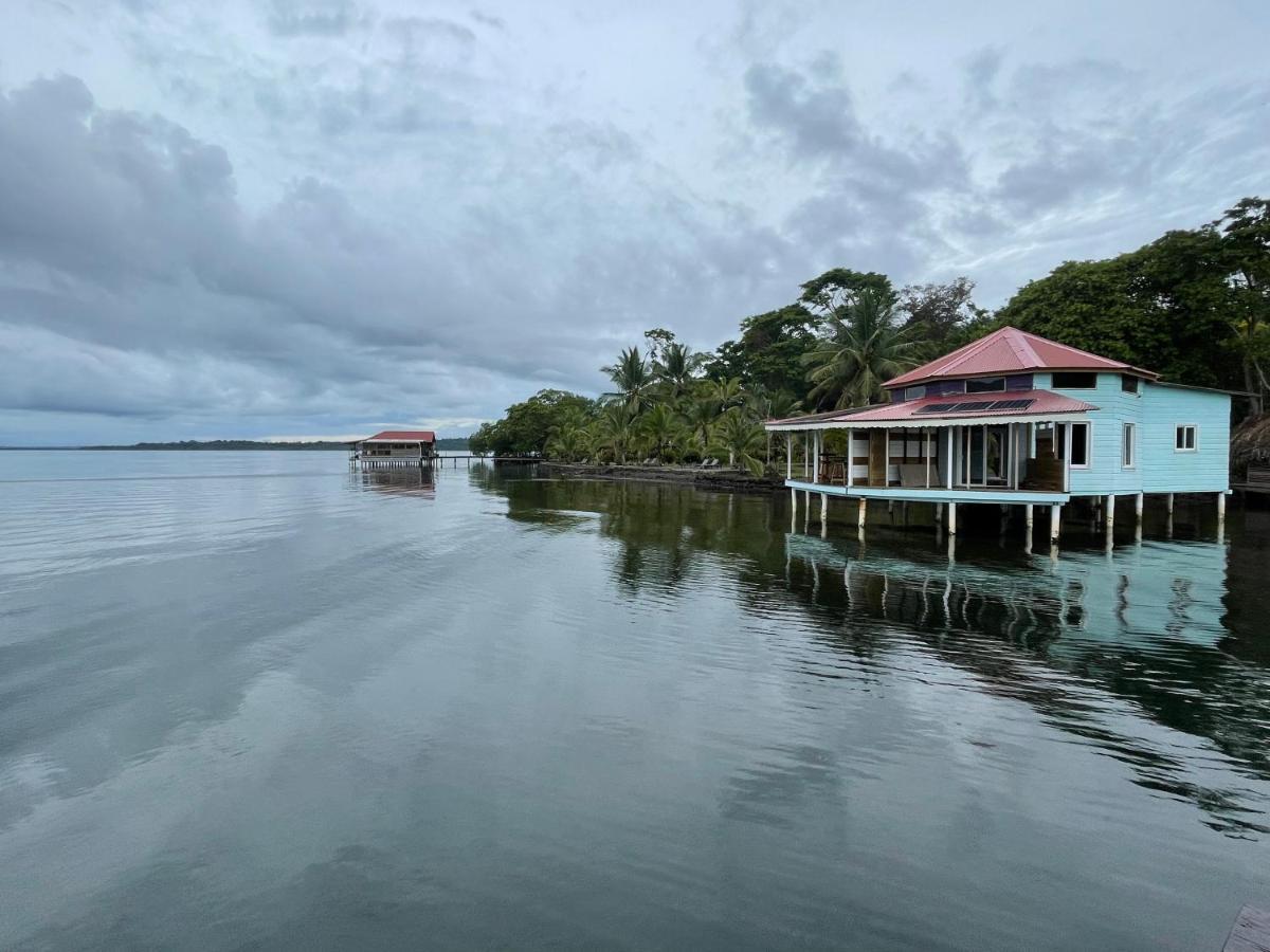 Dolphin Blue Paradise Bocas del Toro Exterior photo