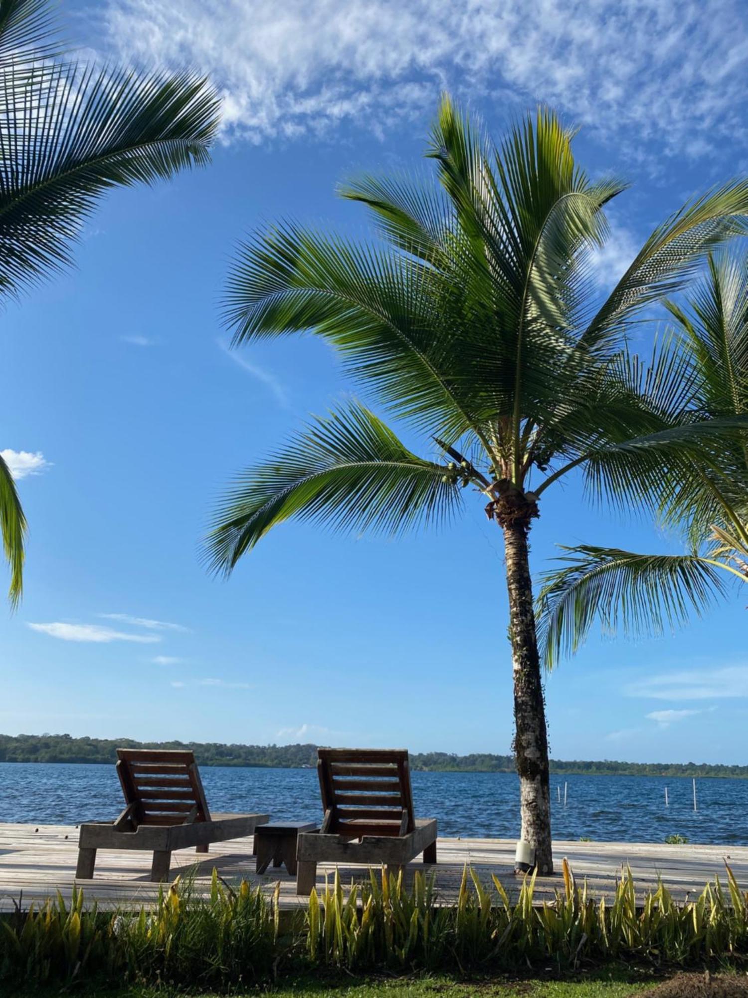 Dolphin Blue Paradise Bocas del Toro Exterior photo