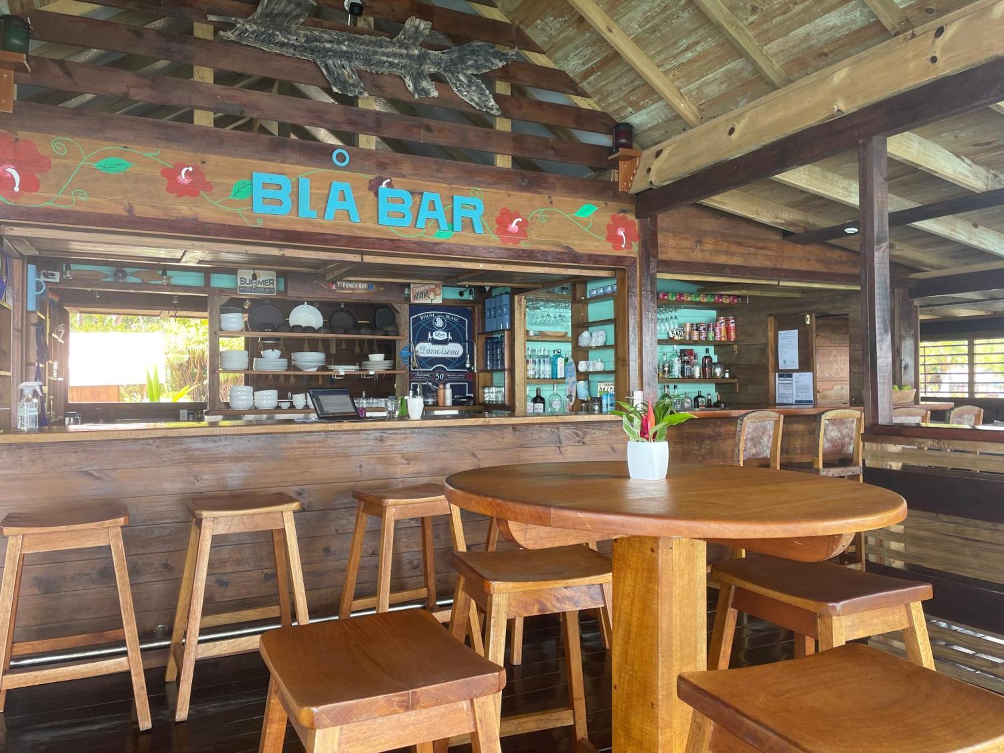 Dolphin Blue Paradise Bocas del Toro Exterior photo